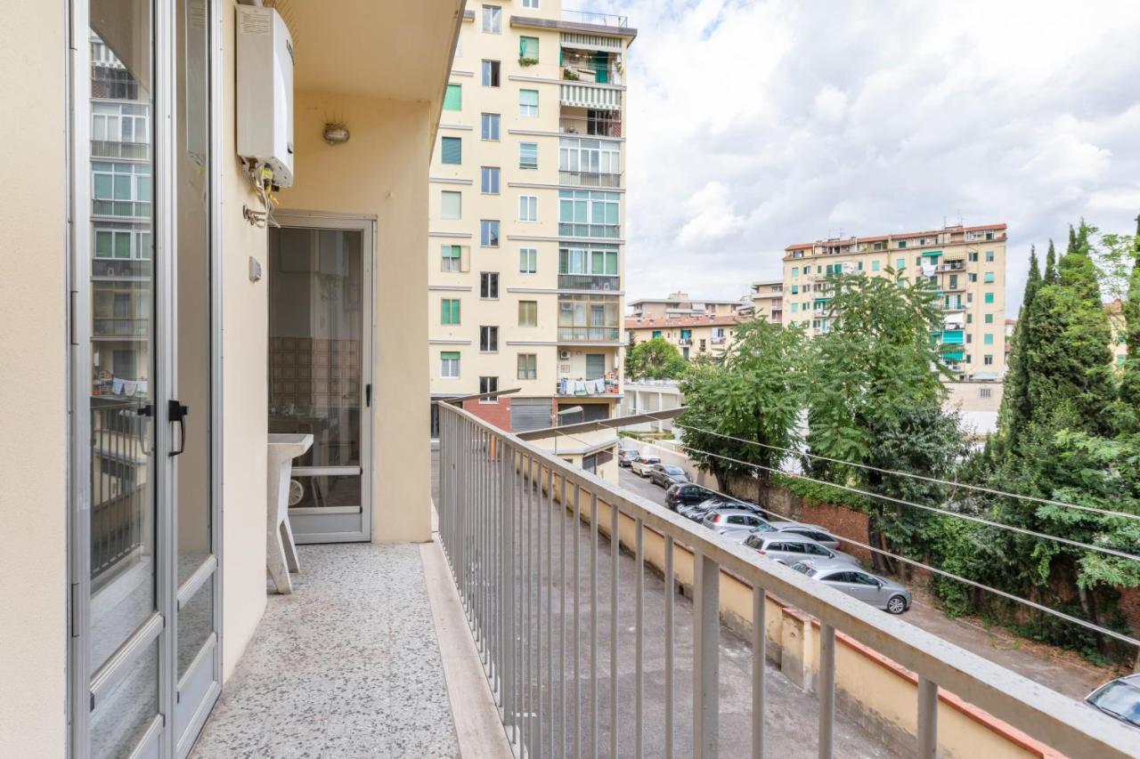 Il Salotto Blu - Appartamento Con Parcheggio Флоренція Екстер'єр фото